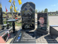 Памятник военному с рваного камня 00896